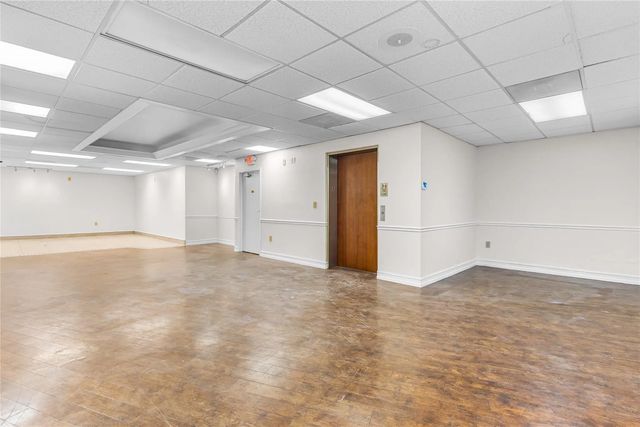 5 of 25 - 2466 E Commercial Boulevard #102-103, Fort Lauderdale, FL