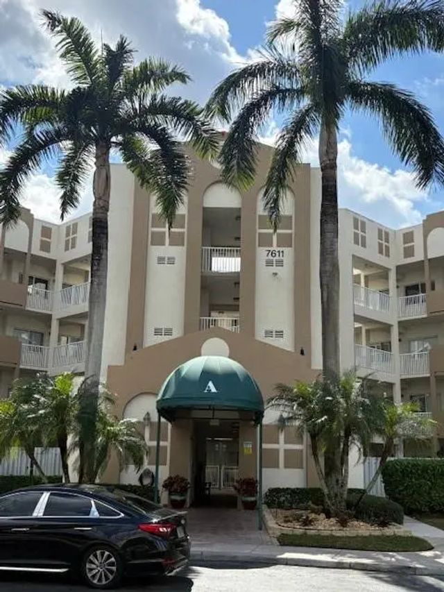 7611 Southampton Terrace #407, Tamarac