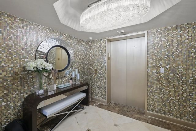 2600 Island Boulevard #1006, Aventura