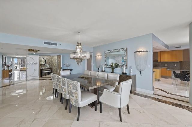 5 of 50 - 2600 Island Boulevard #1006, Aventura, FL