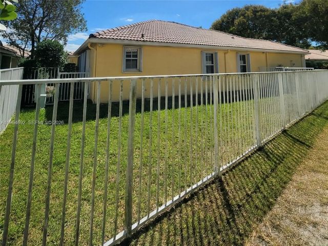 3 of 15 - 4309 Pine Ridge Court, Weston, FL