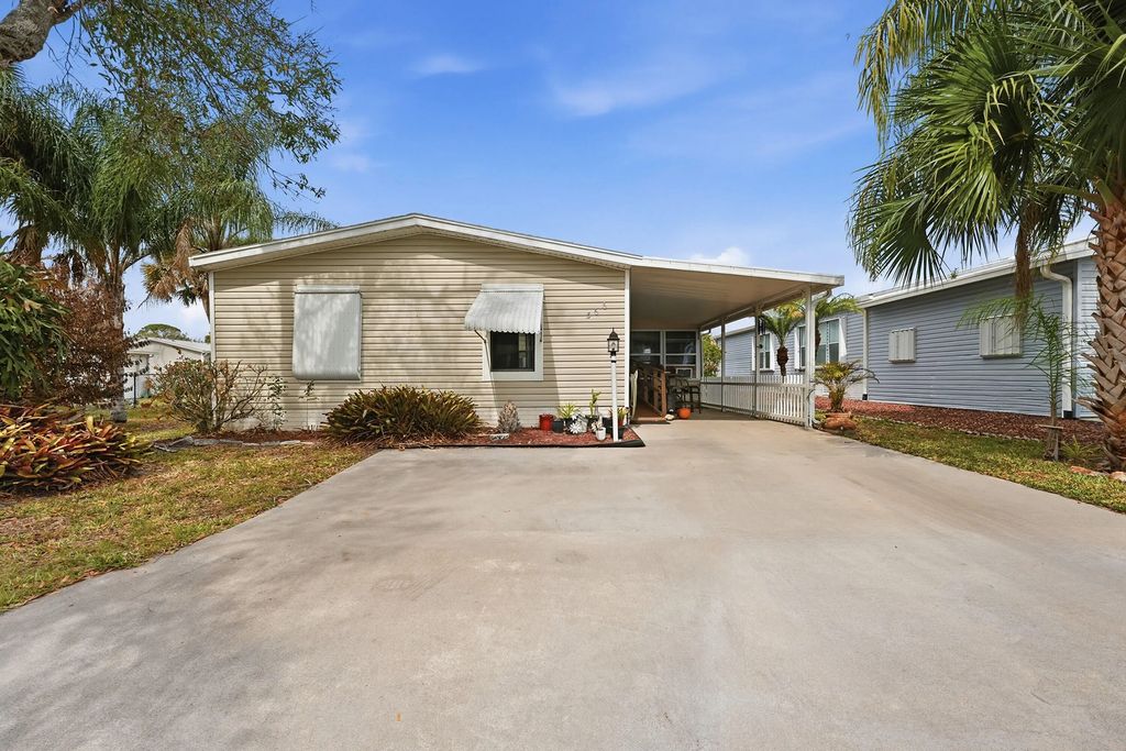 566 Dolphin Circle, Barefoot Bay
