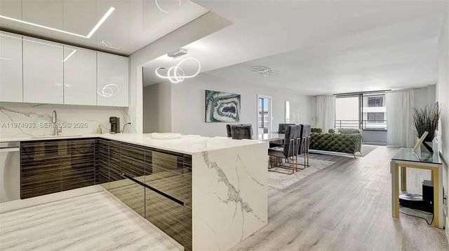 3 of 38 - 2500 Parkview Drive #1914, Hallandale Beach, FL