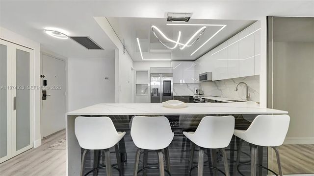 4 of 38 - 2500 Parkview Drive #1914, Hallandale Beach, FL