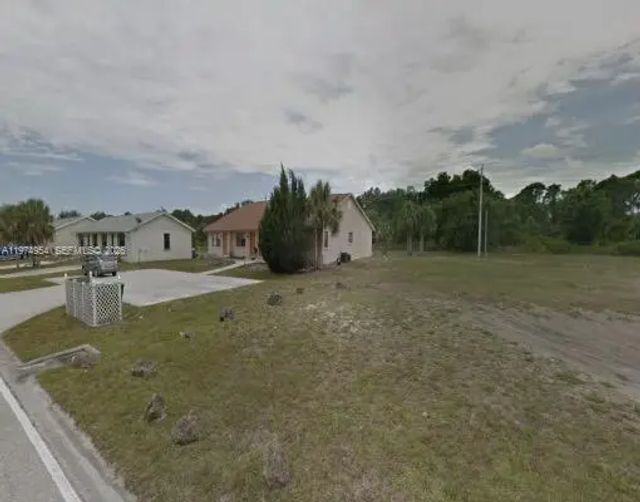 71 Boundery Boulevard, 
