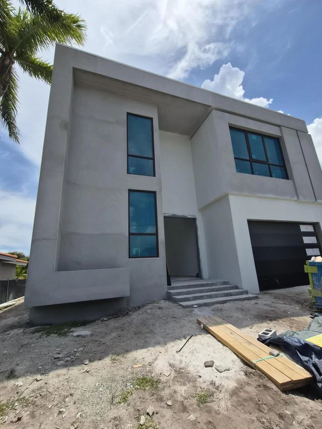 3 of 10 - 2336 Se 13th Court, Pompano Beach, FL