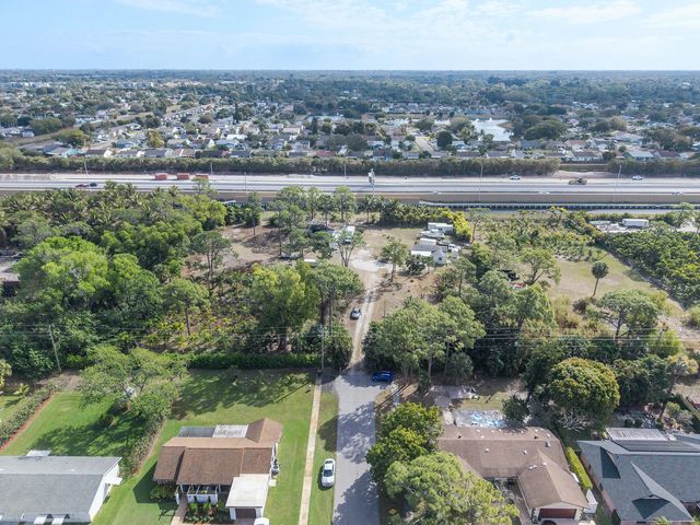 3 of 16 - 5387 80th Trail S, Lake Worth, FL