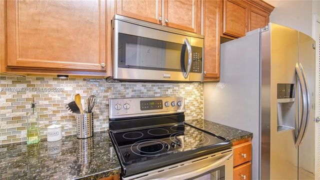 5 of 28 - 2900 Banyan Street #408, Fort Lauderdale, FL