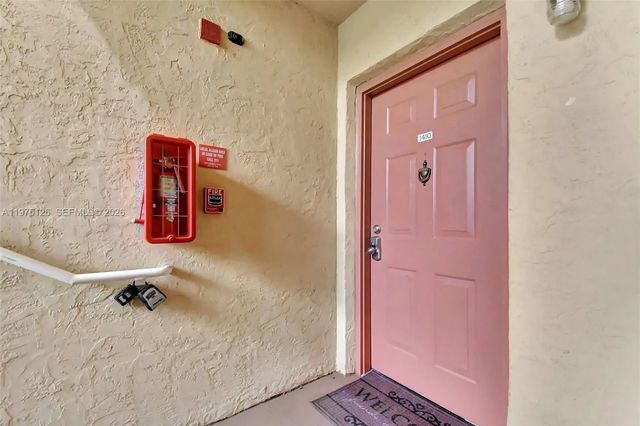 2 of 33 - 2445 Nw 33rd Street #1410, Oakland Park, FL