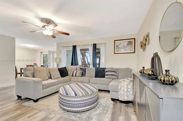 5 of 33 - 2445 Nw 33rd Street #1410, Oakland Park, FL
