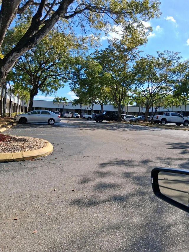 2700 W Cypress Creek Road, Fort Lauderdale