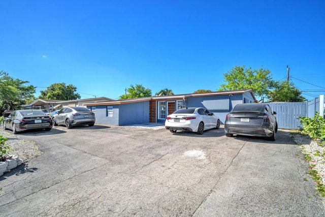 2 of 32 - 7151 Taft Street, Hollywood, FL
