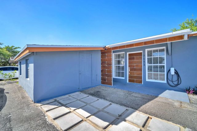 4 of 32 - 7151 Taft Street, Hollywood, FL
