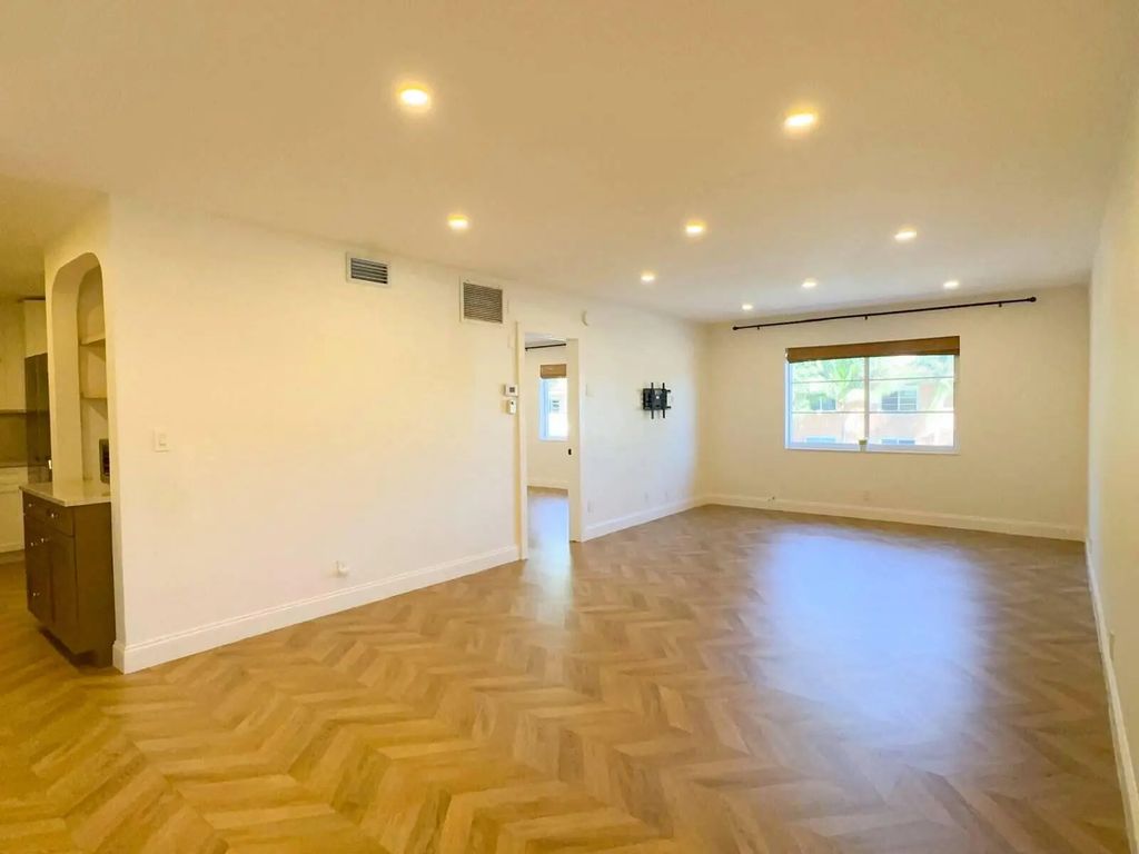 9 Ne 19th Court #211c, Wilton Manors