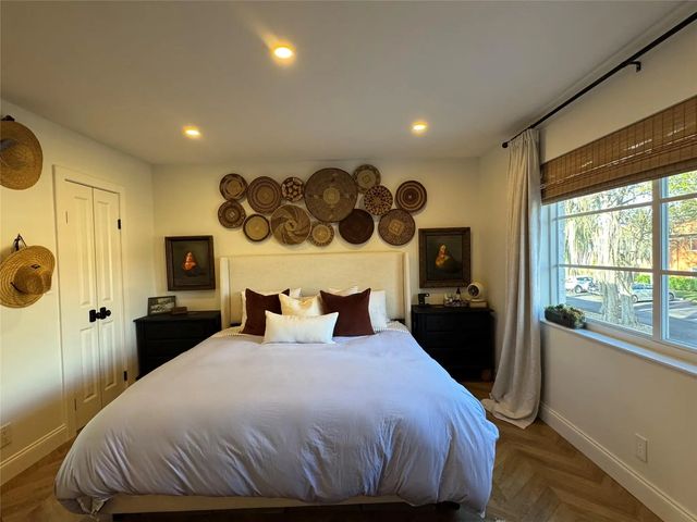 2 of 37 - 9 Ne 19th Court #211c, Wilton Manors, FL