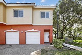 Photo of Listing #F10555772