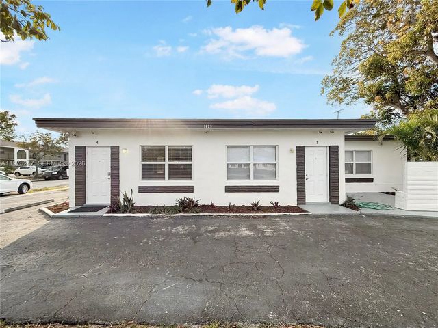 2 of 50 - 1625 S Federal Highway, Lake Worth, FL