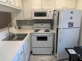 Photo of Listing #F10555818