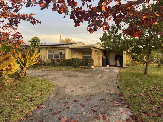 1414 N Seacrest Boulevard, Boynton Beach