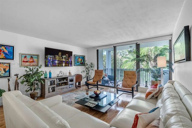 3 of 20 - 100 Ocean Lane Drive #301, Key Biscayne, FL