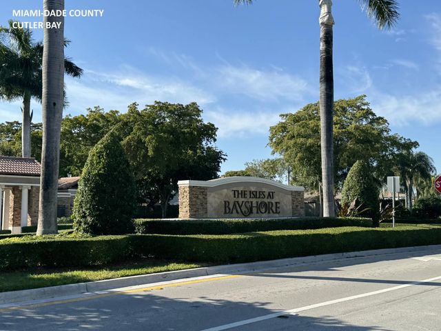 22411 Sw 88th Place #14-26, Cutler Bay