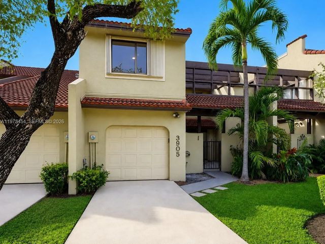 3905 Adra Avenue #j-46b, Doral