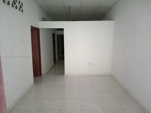 3 of 21 - 4150 Santa Clara, , 