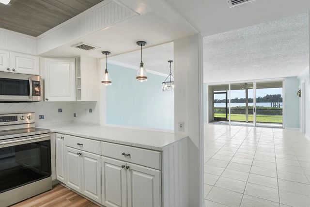 4 of 37 - 3100 Se Pruitt Road #h-104, Port St. Lucie, FL