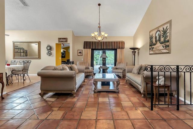 5 of 33 - 12121 Nw 2nd Drive, Coral Springs, FL
