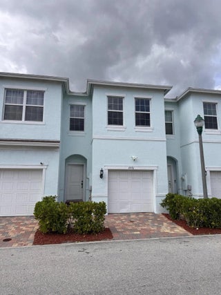 Photo of Listing #R11168224