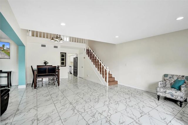 4 of 35 - 3541 Nw 95th Terrace #202, Sunrise, FL