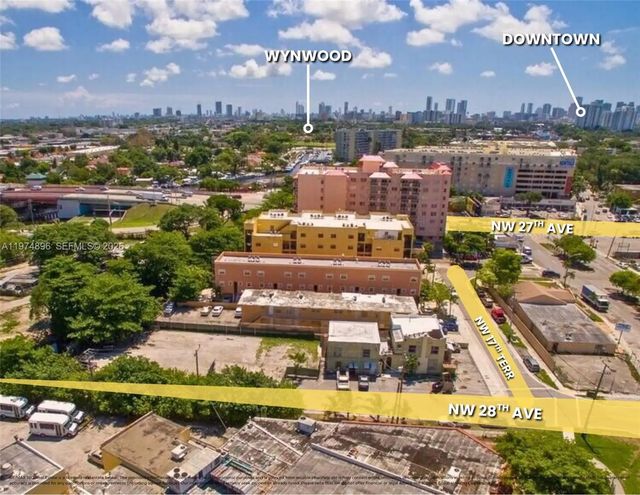 4 of 5 - 2765 Nw 17th Terrace, Miami, FL