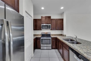 Photo of Listing #F10555652