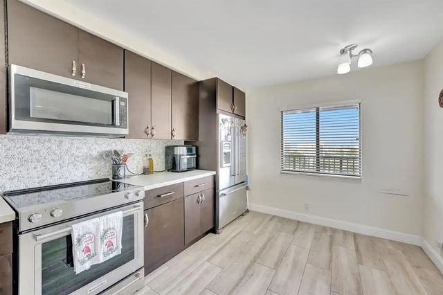 4 of 25 - 2200 S Cypress Bend Drive #905, Pompano Beach, FL