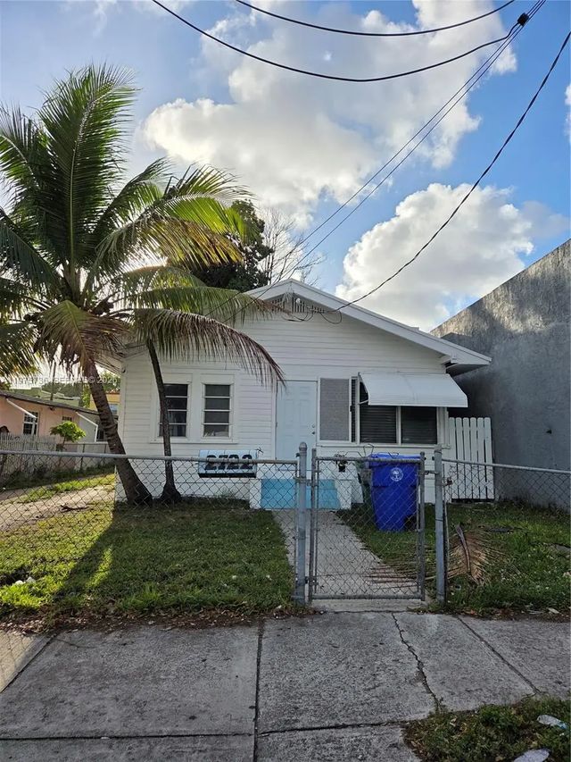 2722 Nw 23rd Avenue, Miami