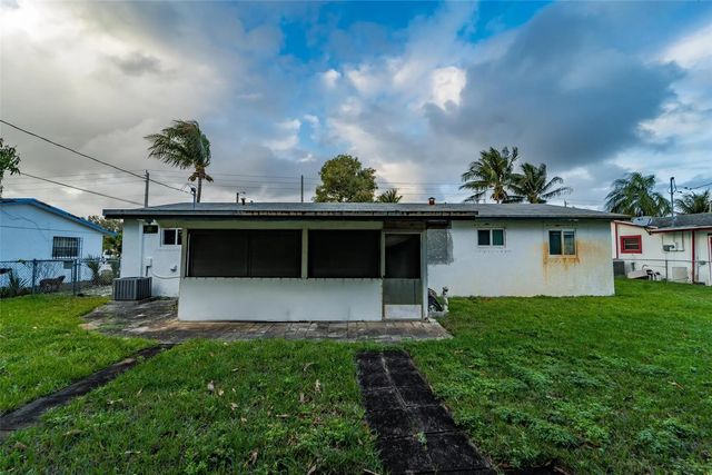5 of 43 - 241 W 20th Street, Riviera Beach, FL