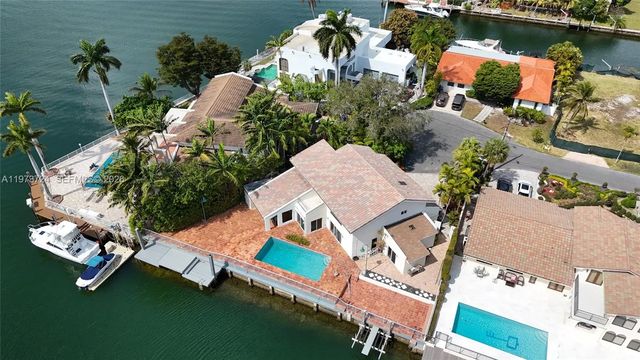 3 of 45 - 3226 Ne 168th Street, North Miami Beach, FL