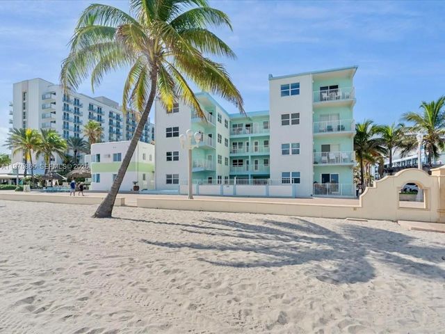 2600 N Surf Road #403, Hollywood