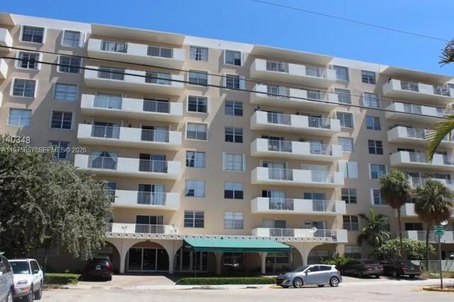 1455 N Treasure Drive #4l, North Bay Village