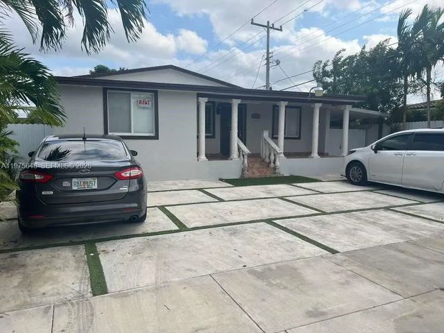 2 of 14 - 4365 W 1st Avenue, Hialeah, FL