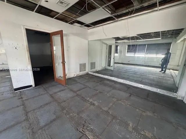 5 of 14 - 7130 Nw 35th Avenue, Miami, FL
