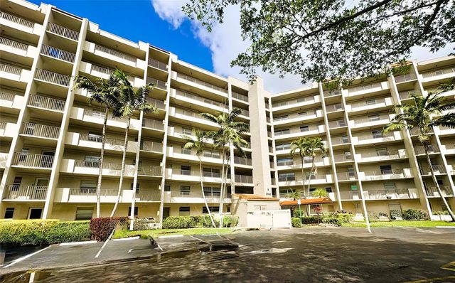 3940 Inverrary Boulevard #701a, Lauderhill