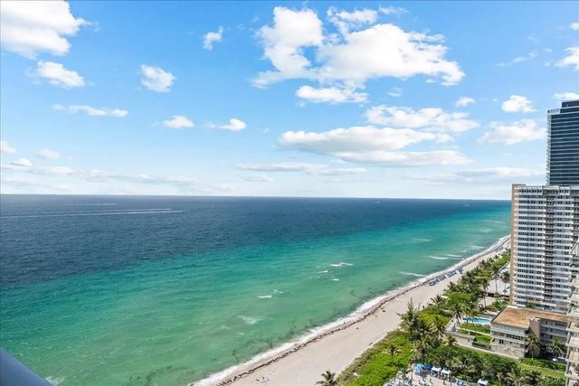 1890 S Ocean Drive #ph4, Hallandale Beach