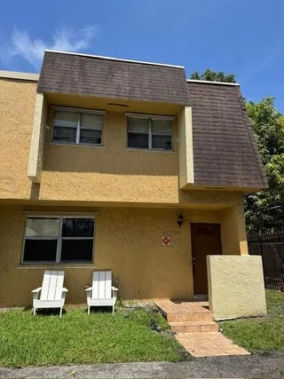 Photo of Listing #R11168418