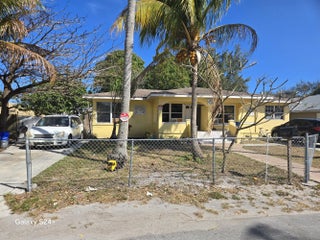 Photo of Listing #R11168436