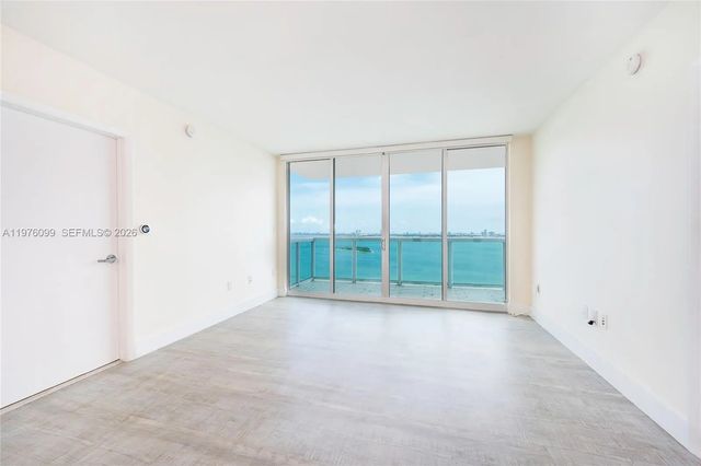 4 of 33 - 1800 N Bayshore Drive #2503, Miami, FL