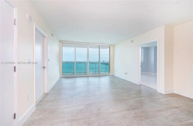5 of 33 - 1800 N Bayshore Drive #2503, Miami, FL