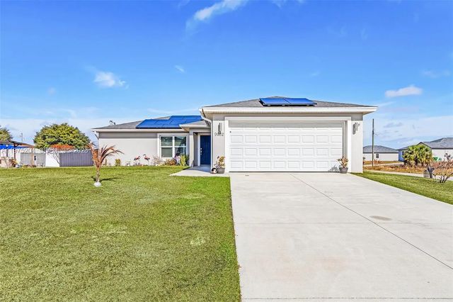 9032 Meadow Circle, LaBelle