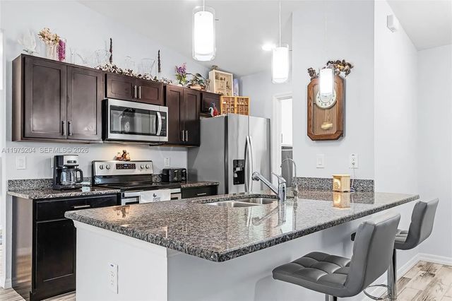 2 of 25 - 9032 Meadow Circle, LaBelle, FL