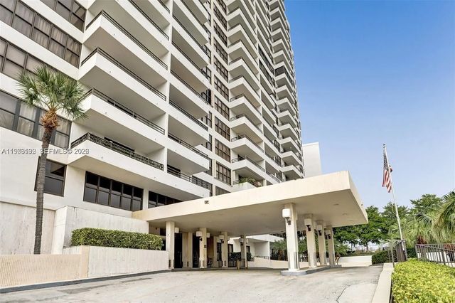 2500 Parkview Drive #1912, Hallandale Beach